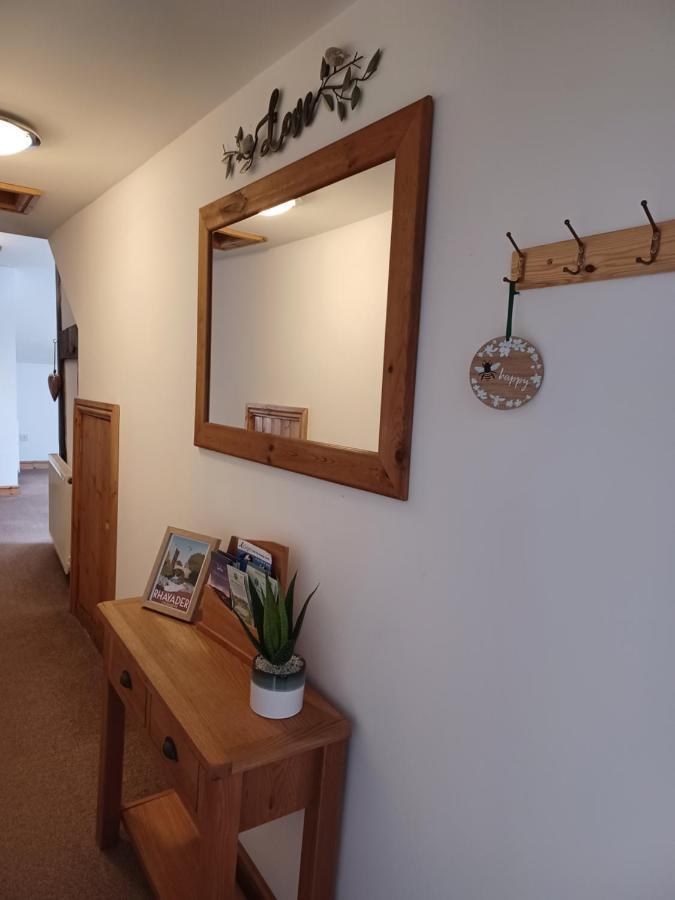 The Bear Bed & Breakfast Rhayader Dış mekan fotoğraf