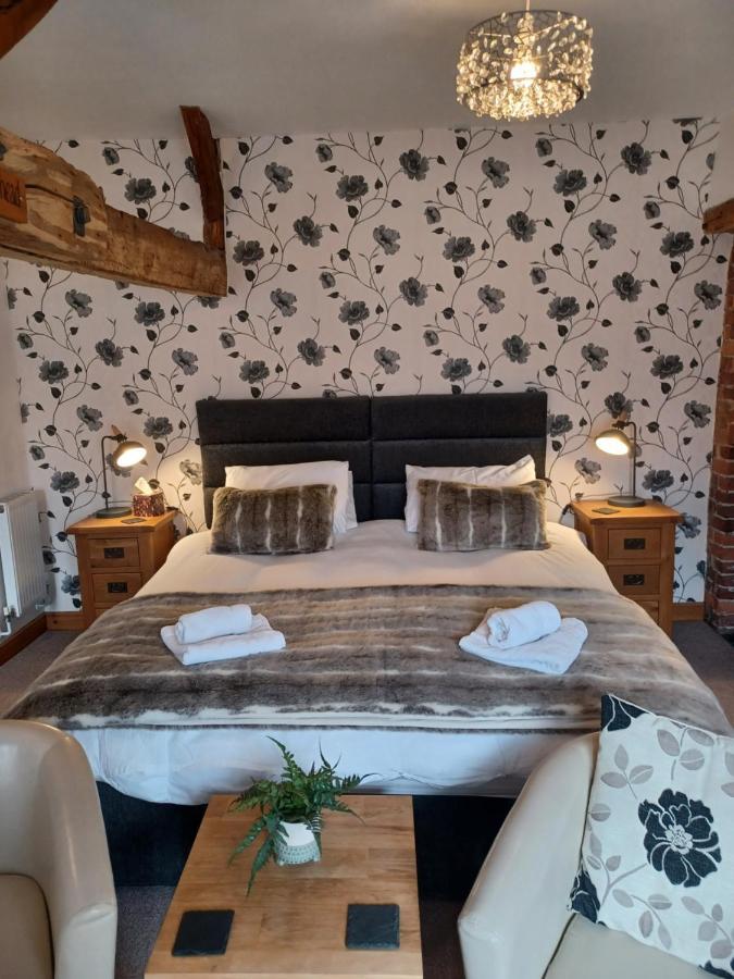 The Bear Bed & Breakfast Rhayader Dış mekan fotoğraf