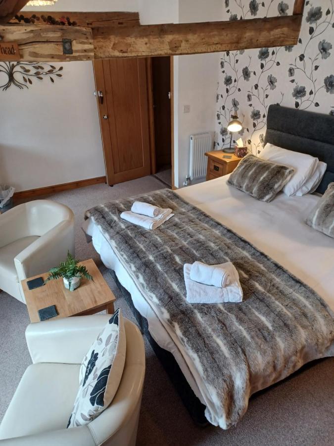 The Bear Bed & Breakfast Rhayader Dış mekan fotoğraf