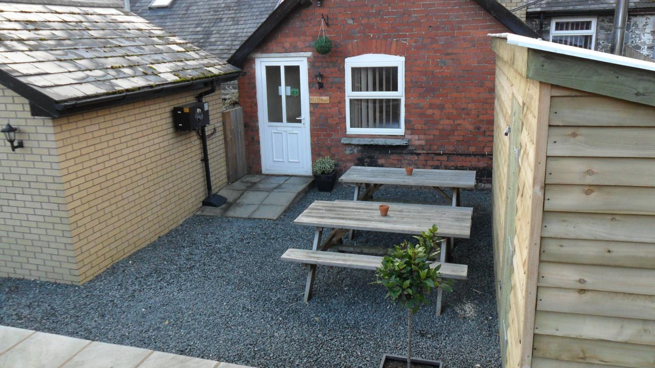 The Bear Bed & Breakfast Rhayader Dış mekan fotoğraf