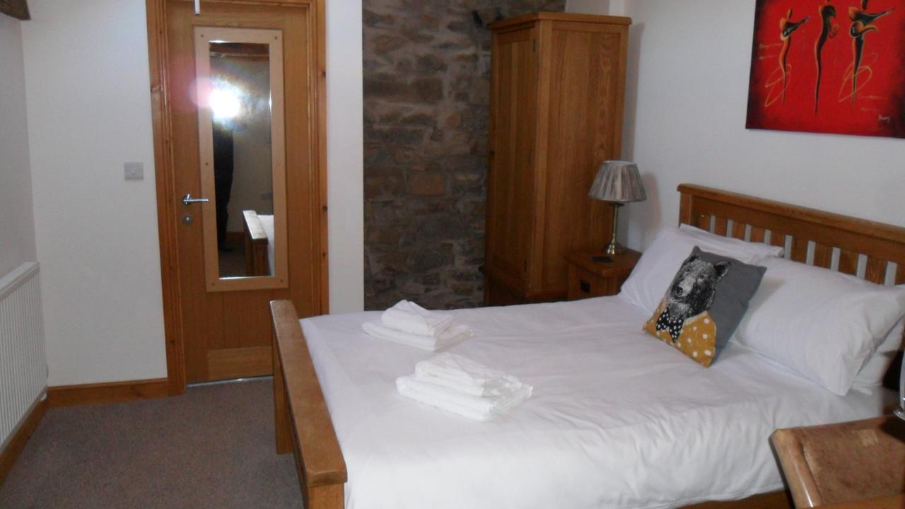 The Bear Bed & Breakfast Rhayader Dış mekan fotoğraf