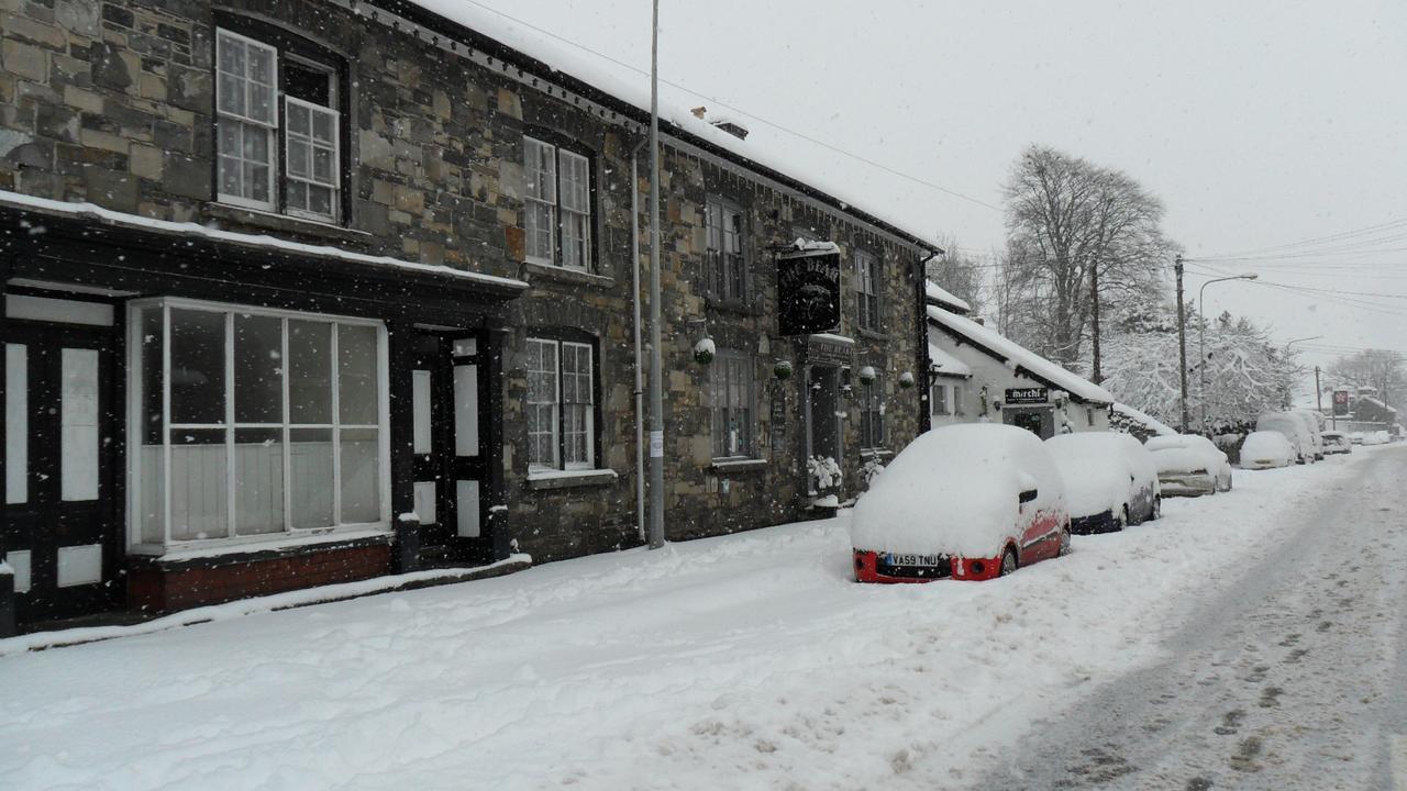 The Bear Bed & Breakfast Rhayader Dış mekan fotoğraf
